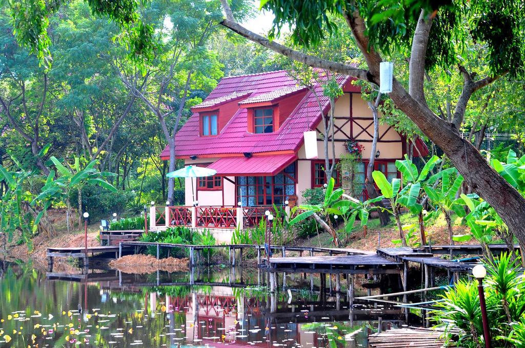Golden Lake View Boutique Resort Kanchanaburi Exterior foto